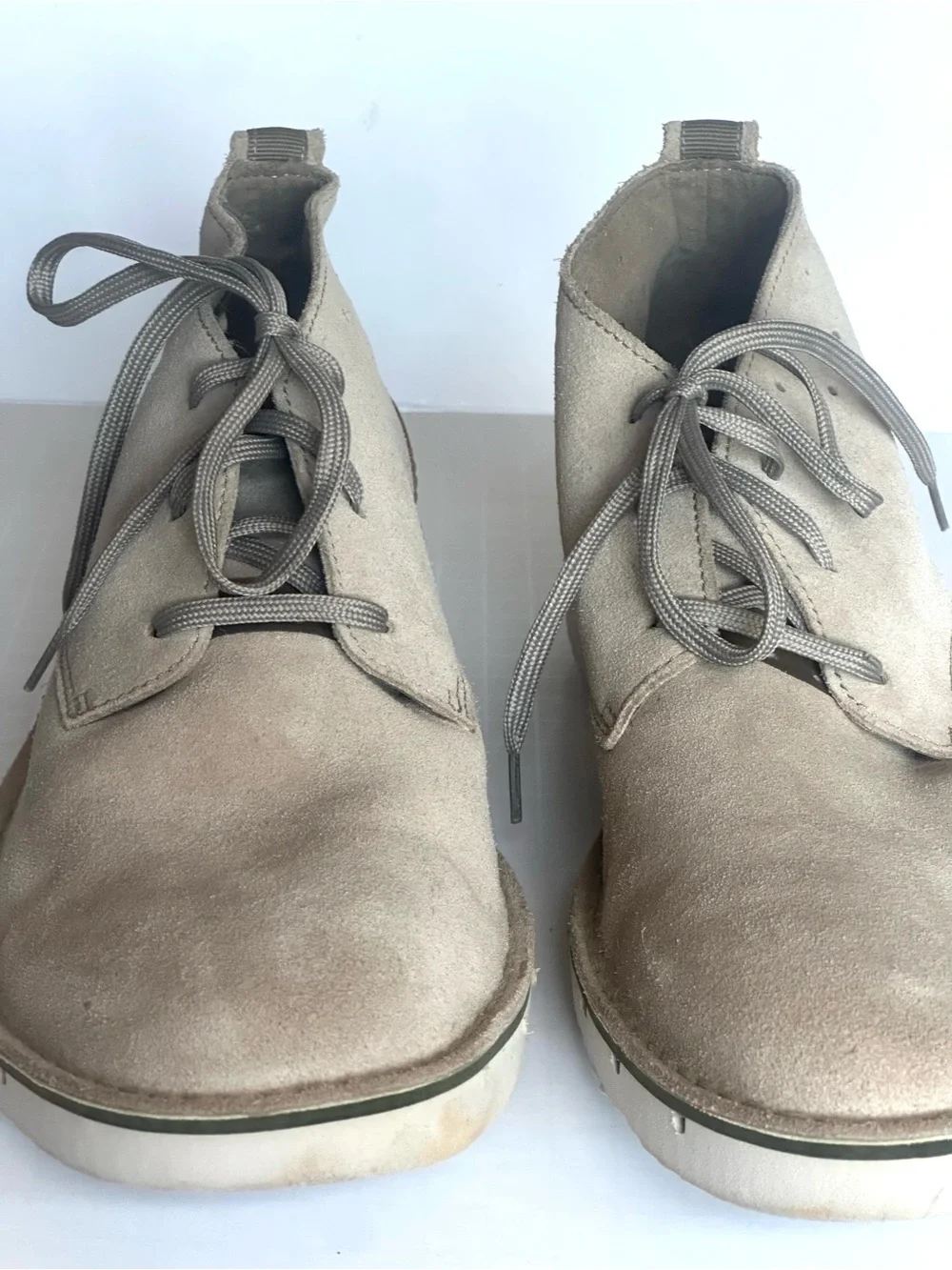 Clarks Shacrelite Mid Men’s 12M Beige Suede Chukka Boots Casual Lace Up Comfort